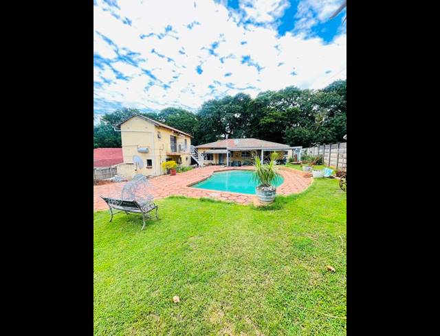 3 BEDROOM HOUSE FOR SALE IN YELLOWWOOD PARK